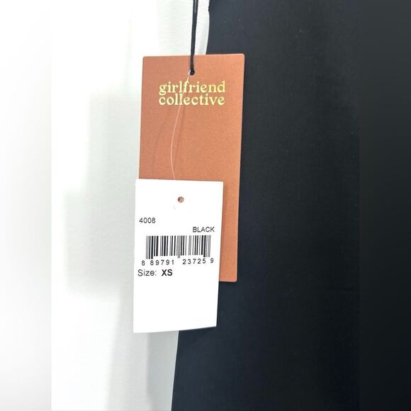 Girlfriend Collective Compressive High-Rise Leggings in Black (XS) - Picture 4 of 11